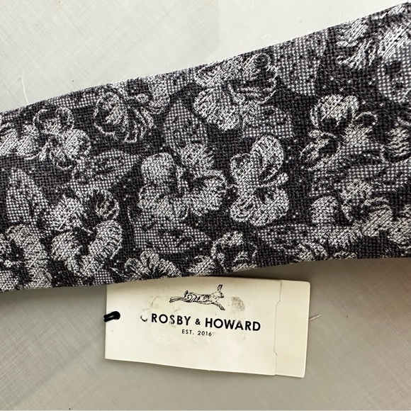 NWT Crosby&Howard men tie. - Picture 2 of 5
